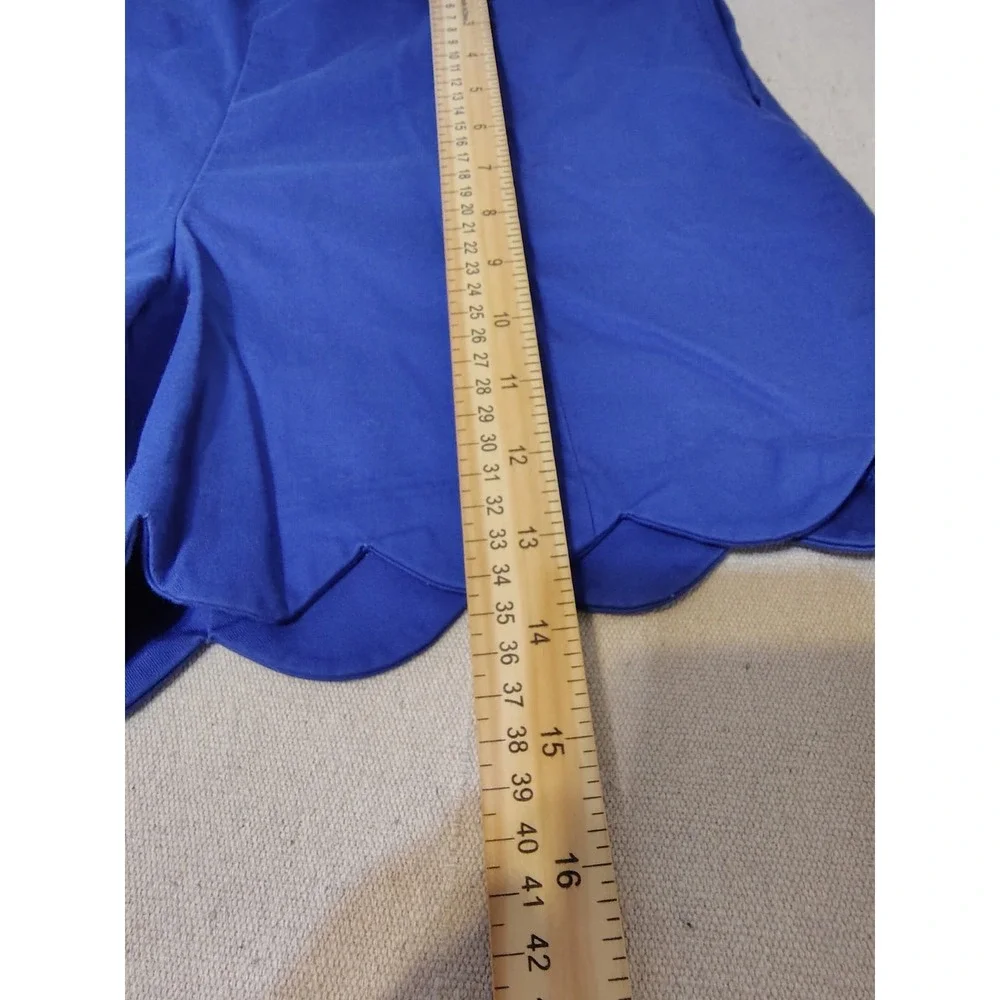 Lilly Pulitzer Blue Scalloped Shorts - Picture 3 of 7